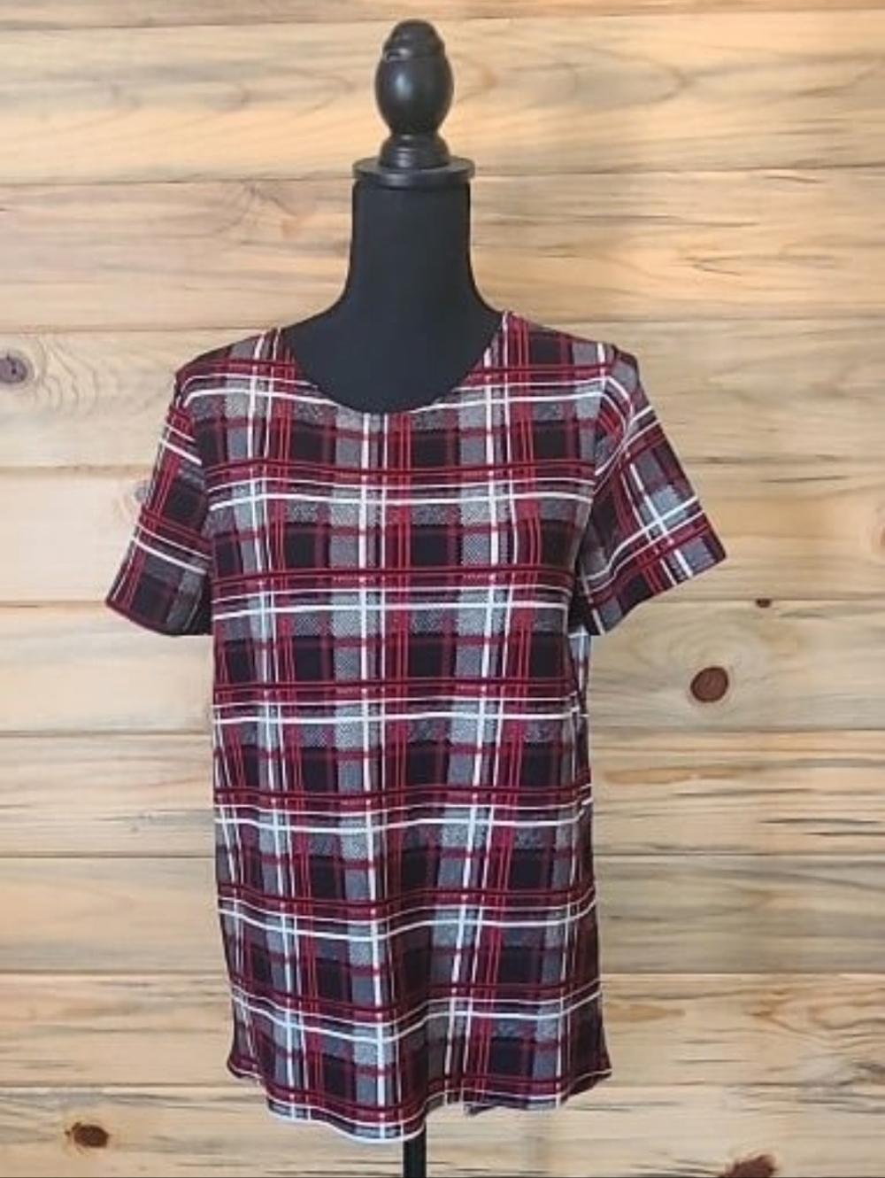 Boohoo Ladies Short Sleeved Plaid Blouse Size 8